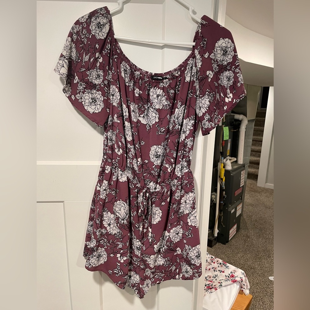 Fashion Nova - Purple floral off shoulder romper, excellent condition size L